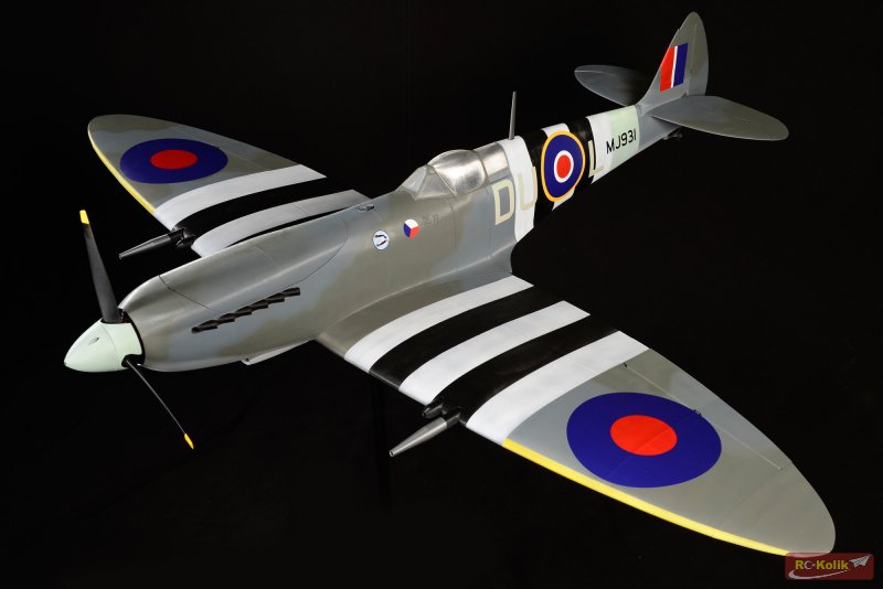 3 Boyutlu baskı 1/6.6 Ölçeğinde Spitfire Mk9